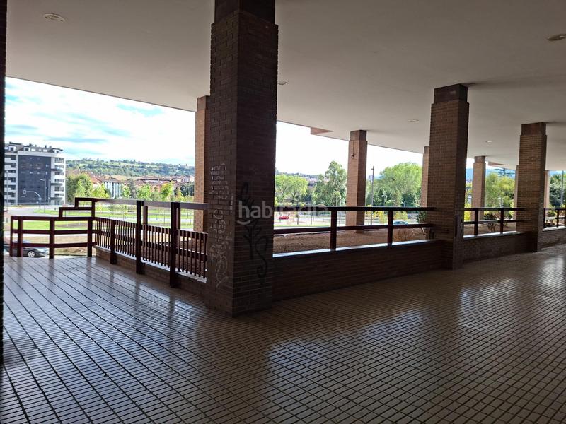 Foto 21c6b885-abb2-4ba3-8ab5-09a2deb0a8c4. Local comercial a calle calle del general sabino fernández campo a Oviedo Foto 21c6b885-abb2-4ba3-8ab5-09a2deb0a8c4. Local comercial a calle calle del general sabino fernández campo a Oviedo