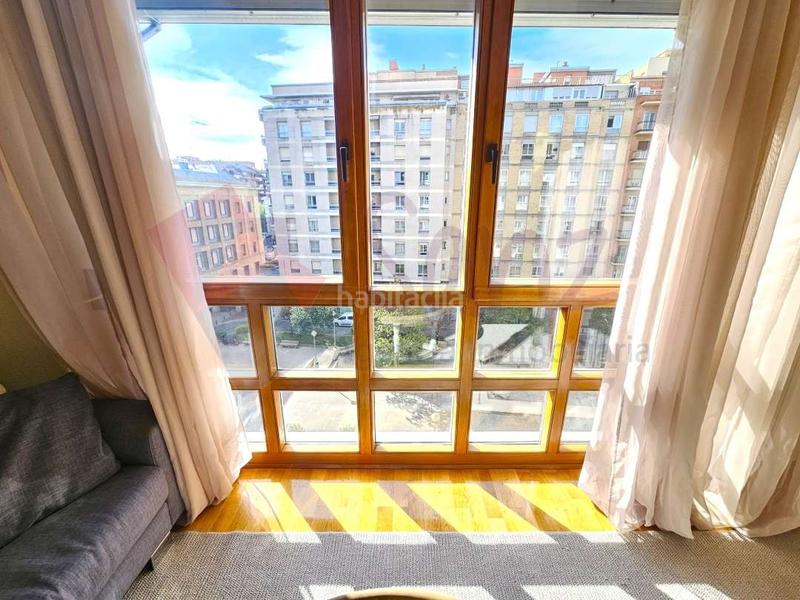 Foto 554ea7be-b527-4c49-8cd5-e612ea94a805. Alquiler piso vivienda en pleno espolón en Gran Via Logroño Foto 554ea7be-b527-4c49-8cd5-e612ea94a805. Alquiler piso vivienda en pleno espolón en Gran Via Logroño