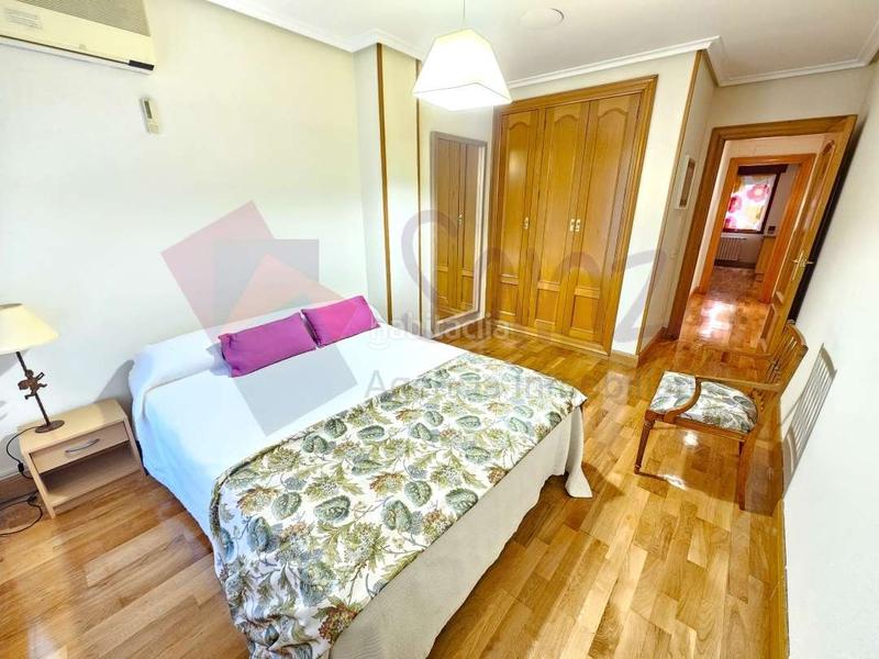 Foto 441aa7ed-e92d-4de1-b130-0aacb8014382. Rent flat with heating in Gran Via Logroño Foto 441aa7ed-e92d-4de1-b130-0aacb8014382. Rent flat with heating in Gran Via Logroño