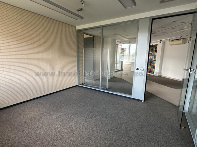 Foto b829fa1f-874f-4a97-8392-b03cb85aaab5. Office space in calle río lomo 2 in Los Lirios Logroño Foto b829fa1f-874f-4a97-8392-b03cb85aaab5. Office space in calle río lomo 2 in Los Lirios Logroño