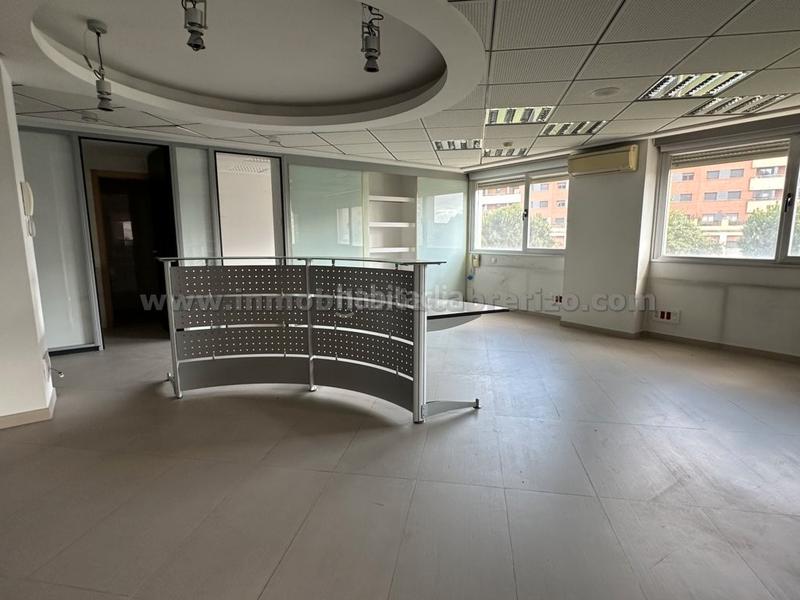 Foto c242cbeb-3099-4cb4-9f0b-e04ddb5554fa. Office space in calle río lomo 2 in Los Lirios Logroño Foto c242cbeb-3099-4cb4-9f0b-e04ddb5554fa. Office space in calle río lomo 2 in Los Lirios Logroño