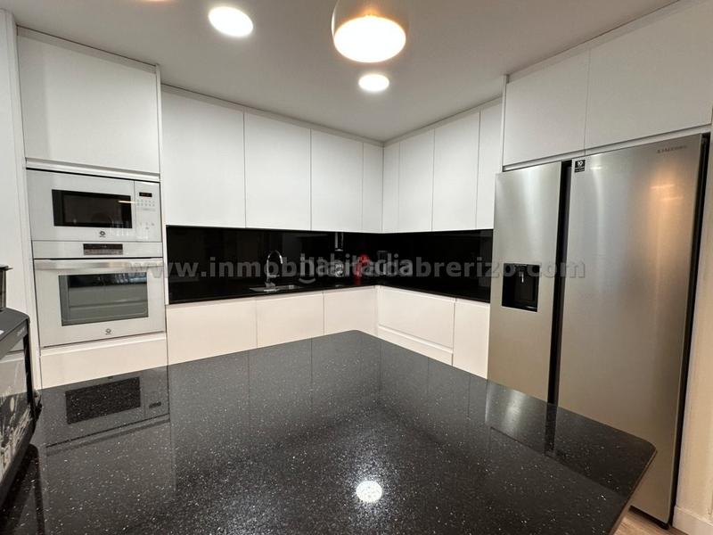 Foto ba19b7ca-39e7-4d6d-a9ab-fd1cc88e04f2. Appartamento con riscaldamento parcheggio in Gran Via Logroño Foto ba19b7ca-39e7-4d6d-a9ab-fd1cc88e04f2. Appartamento con riscaldamento parcheggio in Gran Via Logroño