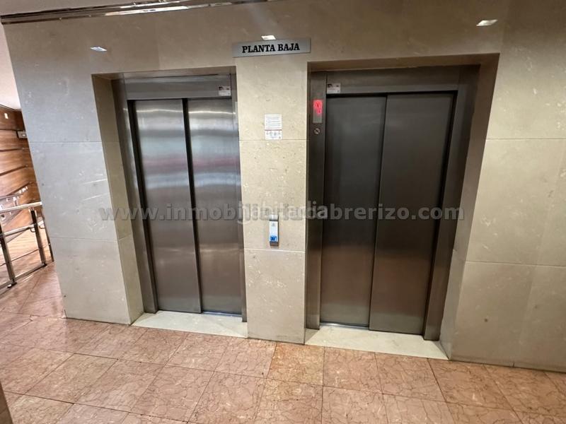 Foto 21522944-5930-4150-878a-b9bd3d35e369. Pis amb calefacció aparcament a Gran Via Logroño Foto 21522944-5930-4150-878a-b9bd3d35e369. Pis amb calefacció aparcament a Gran Via Logroño