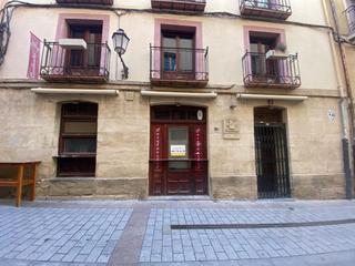 Lloguer Local Comercial N/a. En traspaso bar-restaurante totalmente acondicionado. Lloguer Local Comercial N/a. En traspaso bar-restaurante totalmente acondicionado.
