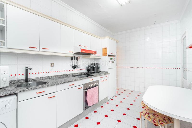 Foto 97d779f4-be4f-44d5-a6bb-80445475efd8. Haus in calle sabino alonso fueyo 16 in Lada Langreo Foto 97d779f4-be4f-44d5-a6bb-80445475efd8. Haus in calle sabino alonso fueyo 16 in Lada Langreo