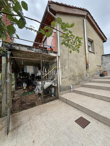 Foto b6cb755a-dc40-44ab-9d23-8c32d03d880c. Casa amb calefacció aparcament a La Felguera Langreo Foto b6cb755a-dc40-44ab-9d23-8c32d03d880c. Casa amb calefacció aparcament a La Felguera Langreo