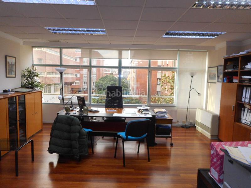 Foto e970d6f6-1ae0-4117-819d-3bfcac12a508. Office space with parking in Las Arenas Getxo Foto e970d6f6-1ae0-4117-819d-3bfcac12a508. Office space with parking in Las Arenas Getxo