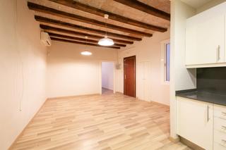 Etagenwohnung  De montsió Etagenwohnung  De montsió