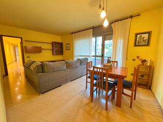 Etagenwohnung  Carrer de llançà Etagenwohnung  Carrer de llançà