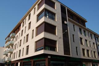 Pis a Eixample Sud-Migdia. Fantasic pis seminou de 96m2 al costat del corte inglés Pis a Eixample Sud-Migdia. Fantasic pis seminou de 96m2 al costat del corte inglés