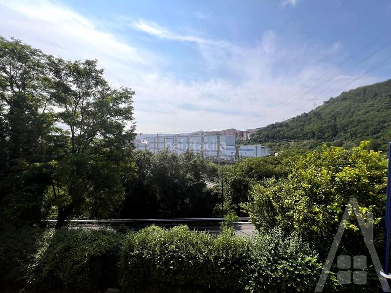 Foto 5b0a2cfc-fd6c-4c1c-9423-d896a5faf6be. Piso increíble vivienda con terraza, txoko, trastero, parking y huerta!!!! en Etxebarri, Anteiglesia de San Esteban Foto 5b0a2cfc-fd6c-4c1c-9423-d896a5faf6be. Piso increíble vivienda con terraza, txoko, trastero, parking y huerta!!!! en Etxebarri, Anteiglesia de San Esteban