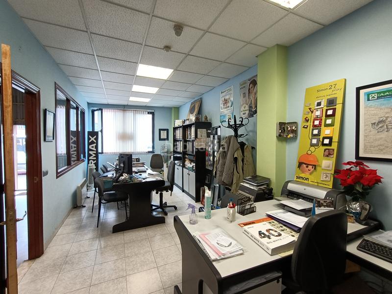 Foto 9a361b17-6b05-42b7-aebf-19002b5f1168. Lloguer local comercial a calle la tejera 13a a Alisal - San Román Santander Foto 9a361b17-6b05-42b7-aebf-19002b5f1168. Lloguer local comercial a calle la tejera 13a a Alisal - San Román Santander