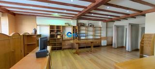 Lloguer Local Comercial Etxebeste kalea. Lokala usurbilgo zentroan elizaren eta frontoiaren ondoan Lloguer Local Comercial Etxebeste kalea. Lokala usurbilgo zentroan elizaren eta frontoiaren ondoan