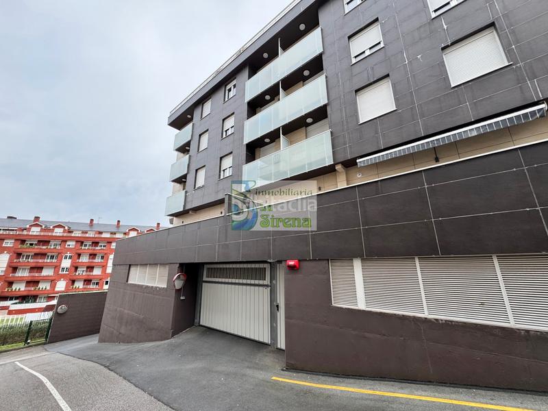 Foto fe17dafe-00e5-45f0-a76f-e9110051d108. Parking voiture dans avenida de la libertad 14 dans Castro - Urdiales Foto fe17dafe-00e5-45f0-a76f-e9110051d108. Parking voiture dans avenida de la libertad 14 dans Castro - Urdiales