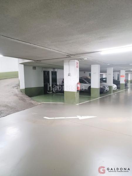 Foto ebdc55b6-2e10-4ecf-a7d9-060881c526b0. Parking voiture dans Antiguo Donostia - San Sebastián Foto ebdc55b6-2e10-4ecf-a7d9-060881c526b0. Parking voiture dans Antiguo Donostia - San Sebastián