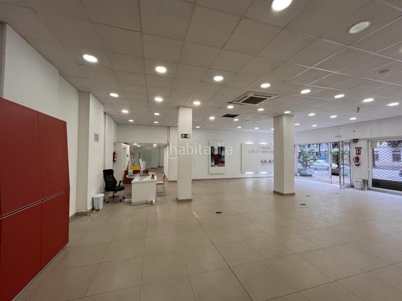 Foto b3a70e87-619d-49c9-9686-de8e6db2b877. Alquiler local comercial local industrial-comercial en alquiler en paseo maragall en Barcelona Foto b3a70e87-619d-49c9-9686-de8e6db2b877. Alquiler local comercial local industrial-comercial en alquiler en paseo maragall en Barcelona