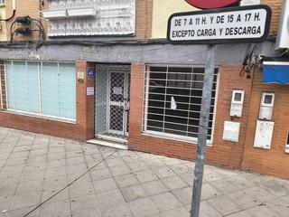 Lloguer Local Comercial Triana. Local com. en alquiler en triana ronda de triana, 1 despacho. Lloguer Local Comercial Triana. Local com. en alquiler en triana ronda de triana, 1 despacho.