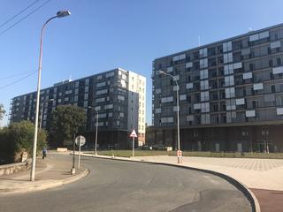 Miete Autoparkplatz in Kaiku hiribidea 21. Promoción con distintas parcelas de garaje a la venta y alquiler Miete Autoparkplatz in Kaiku hiribidea 21. Promoción con distintas parcelas de garaje a la venta y alquiler