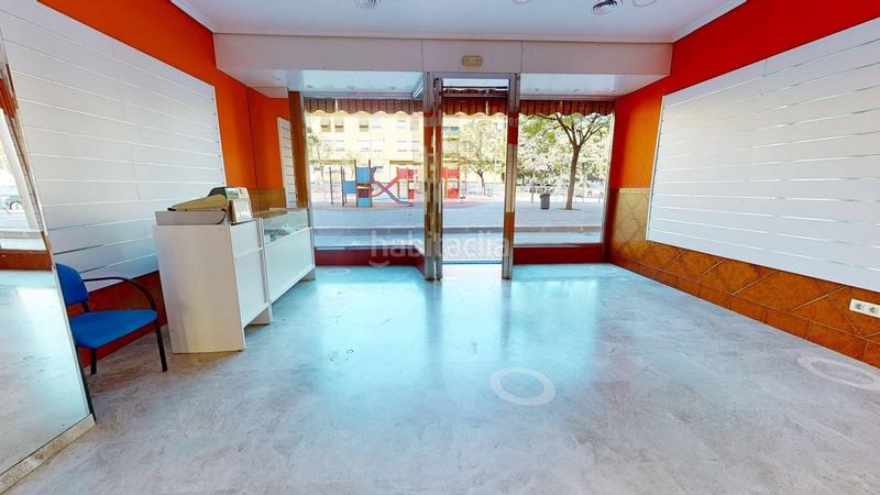 Foto bf6c4517-9a10-4788-a970-2a0588ea7137. Local comercial  con mas de cinco metros de fachada, en ctra. trasierra. ideal para aquellos que quieran emprender un negocio o inv en Córdoba Foto bf6c4517-9a10-4788-a970-2a0588ea7137. Local comercial  con mas de cinco metros de fachada, en ctra. trasierra. ideal para aquellos que quieran emprender un negocio o inv en Córdoba