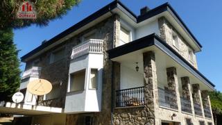 Maison à Ventiun. Venta de señorial chalet enla zona de piñor Maison à Ventiun. Venta de señorial chalet enla zona de piñor