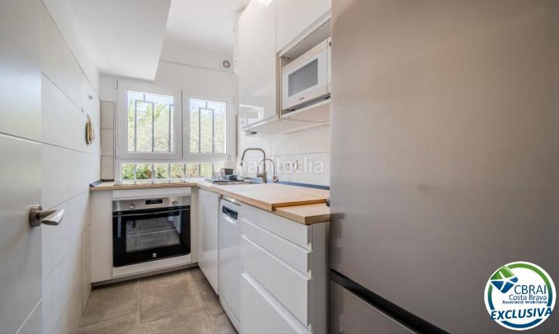 Foto 20cff9ec-56df-44a0-b174-942f1051dedb. Maison avec chauffage parking dans Nord Roses Foto 20cff9ec-56df-44a0-b174-942f1051dedb. Maison avec chauffage parking dans Nord Roses