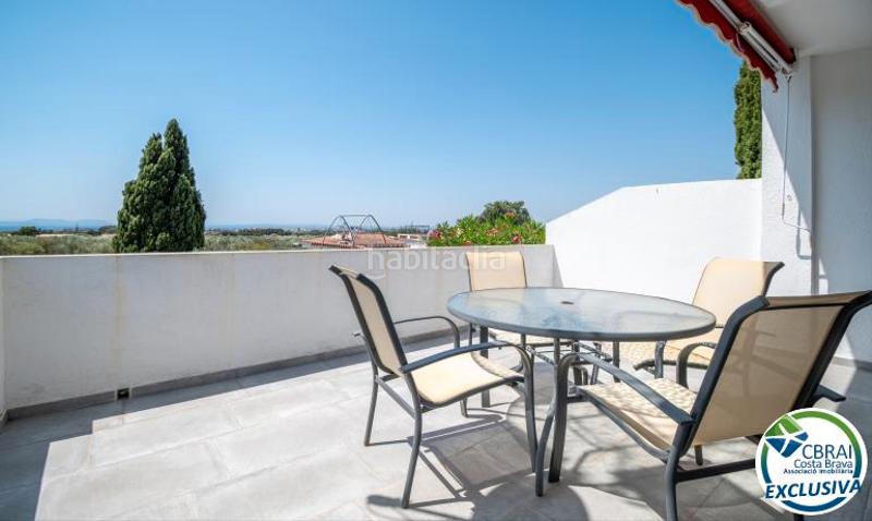 Foto c71b0c20-fcc6-4579-9e24-9b82f5954218. Maison avec chauffage parking dans Nord Roses Foto c71b0c20-fcc6-4579-9e24-9b82f5954218. Maison avec chauffage parking dans Nord Roses