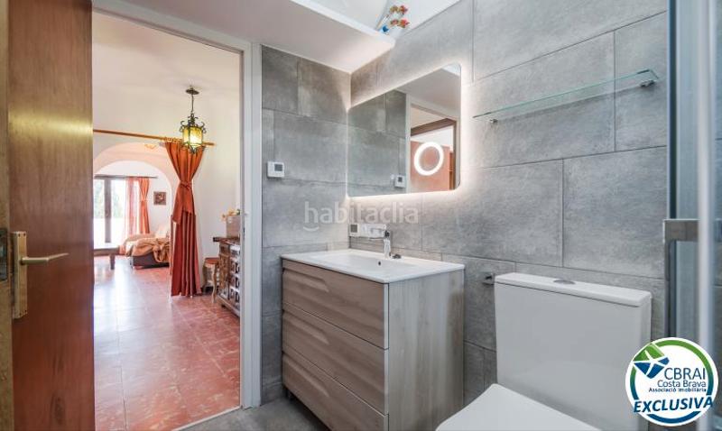 Foto e3e61b0b-1ab6-4b02-91bf-780bfad343ac. Maison avec chauffage parking dans Nord Roses Foto e3e61b0b-1ab6-4b02-91bf-780bfad343ac. Maison avec chauffage parking dans Nord Roses