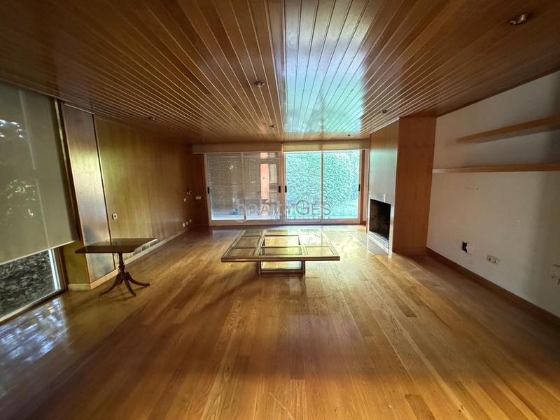 Foto 9b04c2ae-da75-4923-8e27-4dfbee548318. Chalet avec chauffage parking dans Plaza España - Corte Inglés Vigo Foto 9b04c2ae-da75-4923-8e27-4dfbee548318. Chalet avec chauffage parking dans Plaza España - Corte Inglés Vigo