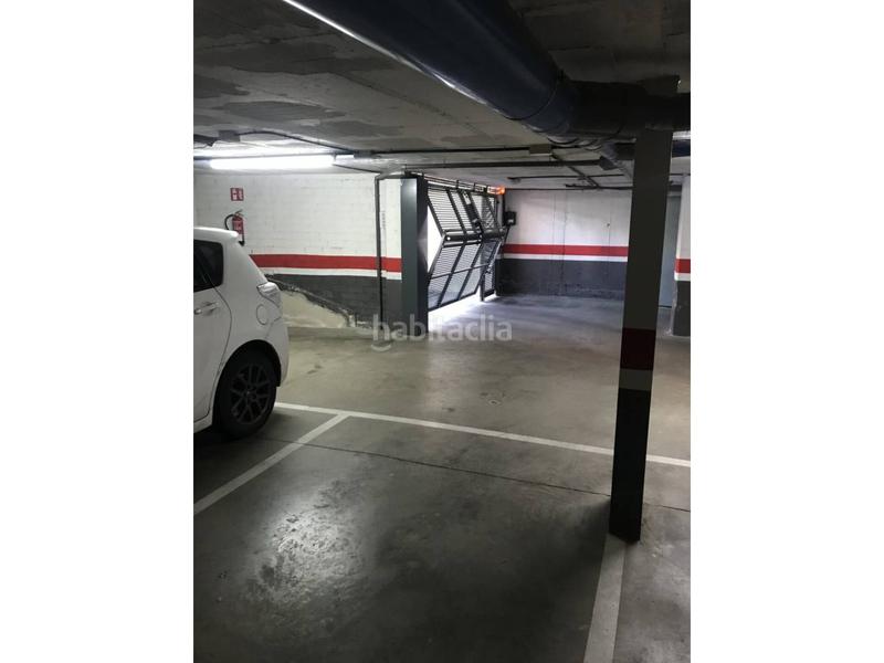 Foto ba3831b2-ec57-466e-bc94-78004e28be0d. Location parking voiture dans La Devesa Girona Foto ba3831b2-ec57-466e-bc94-78004e28be0d. Location parking voiture dans La Devesa Girona