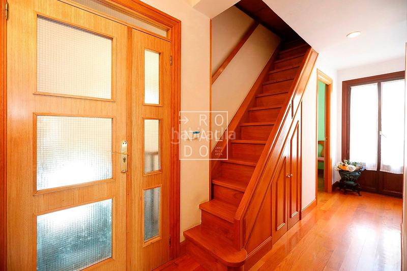 Foto 1e42dc35-5869-4ce7-87da-b7f5fa162169. Chalet con riscaldamento parcheggio in Centro - Mendibil - Santiago Irun Foto 1e42dc35-5869-4ce7-87da-b7f5fa162169. Chalet con riscaldamento parcheggio in Centro - Mendibil - Santiago Irun