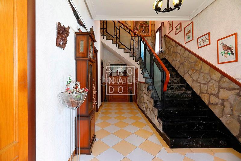 Foto 446a6278-2b7d-4cfe-bfb0-af9a1612c861. Chalet con riscaldamento parcheggio in Centro - Mendibil - Santiago Irun Foto 446a6278-2b7d-4cfe-bfb0-af9a1612c861. Chalet con riscaldamento parcheggio in Centro - Mendibil - Santiago Irun