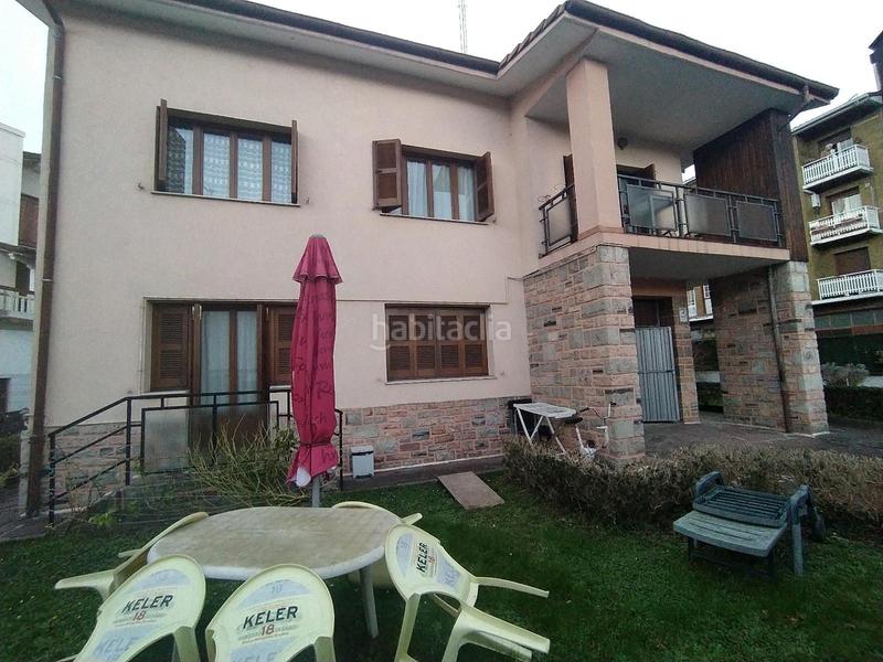 Foto 71154b9c-3211-4650-b7e7-9f2d38de01c6. Chalet con riscaldamento parcheggio in Centro - Mendibil - Santiago Irun Foto 71154b9c-3211-4650-b7e7-9f2d38de01c6. Chalet con riscaldamento parcheggio in Centro - Mendibil - Santiago Irun