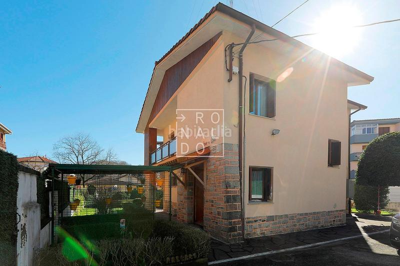Foto 9b029ce5-ba55-4c5e-a50f-237f38524b16. Chalet con riscaldamento parcheggio in Centro - Mendibil - Santiago Irun Foto 9b029ce5-ba55-4c5e-a50f-237f38524b16. Chalet con riscaldamento parcheggio in Centro - Mendibil - Santiago Irun