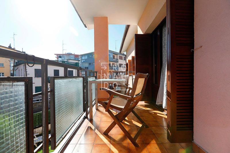 Foto a51ea861-9b98-4c3f-b659-1ca04c81608d. Chalet con riscaldamento parcheggio in Centro - Mendibil - Santiago Irun Foto a51ea861-9b98-4c3f-b659-1ca04c81608d. Chalet con riscaldamento parcheggio in Centro - Mendibil - Santiago Irun