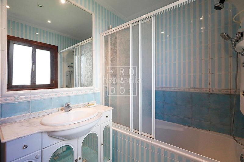 Foto e6503c33-920a-4057-a057-63388f39abb0. Chalet con riscaldamento parcheggio in Centro - Mendibil - Santiago Irun Foto e6503c33-920a-4057-a057-63388f39abb0. Chalet con riscaldamento parcheggio in Centro - Mendibil - Santiago Irun