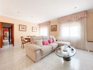 Apartamento Carrer roger de lloria Apartamento Carrer roger de lloria