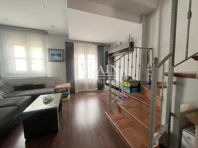 Foto 6ab1a75b-c4bc-4a27-8f77-9db045ef1f7c. Casa adosada adosado en venta en chinchilla de montearagon, 4 dormitorios. en Chinchilla de Monte - Aragón Foto 6ab1a75b-c4bc-4a27-8f77-9db045ef1f7c. Casa adosada adosado en venta en chinchilla de montearagon, 4 dormitorios. en Chinchilla de Monte - Aragón