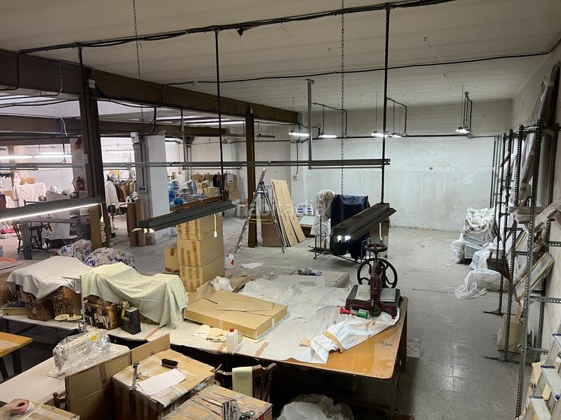 Foto 0d0e1c1b-122c-4ff2-8481-d486f652a4bd. Local comercial a Centre Hospitalet de Llobregat (L´) Foto 0d0e1c1b-122c-4ff2-8481-d486f652a4bd. Local comercial a Centre Hospitalet de Llobregat (L´)