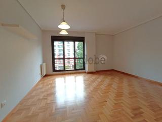 Location Appartement Paseo de la florida. Alquiler de piso sin amueblar de cuatro dormitorios en la florid Location Appartement Paseo de la florida. Alquiler de piso sin amueblar de cuatro dormitorios en la florid