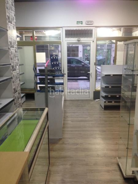 Foto 1488e48e-bd3b-4595-954b-01fdbe0d5ce4. Alquiler local comercial alquiler local calle torrecedeira. en Vigo Foto 1488e48e-bd3b-4595-954b-01fdbe0d5ce4. Alquiler local comercial alquiler local calle torrecedeira. en Vigo