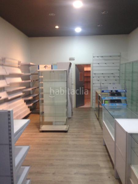 Foto 166b101f-8b87-420b-b658-bd0012d91d00. Alquiler local comercial alquiler local calle torrecedeira. en Vigo Foto 166b101f-8b87-420b-b658-bd0012d91d00. Alquiler local comercial alquiler local calle torrecedeira. en Vigo