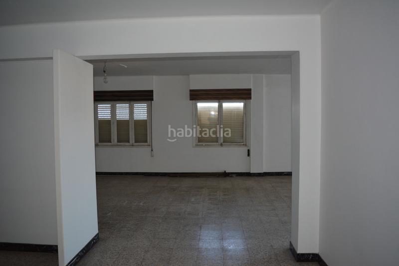Foto 4385e11d-9df6-4541-bca1-3bca24984e4a. Edifici a Redondela Foto 4385e11d-9df6-4541-bca1-3bca24984e4a. Edifici a Redondela