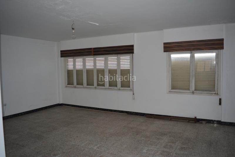 Foto 76c00cc4-3b2e-4ad7-8a45-2824574d3d02. Edifici a Redondela Foto 76c00cc4-3b2e-4ad7-8a45-2824574d3d02. Edifici a Redondela