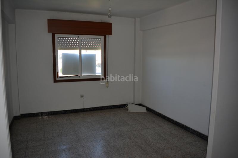 Foto ad5baffa-92a8-4cc4-bf85-7aeb7db46440. Edifici a Redondela Foto ad5baffa-92a8-4cc4-bf85-7aeb7db46440. Edifici a Redondela