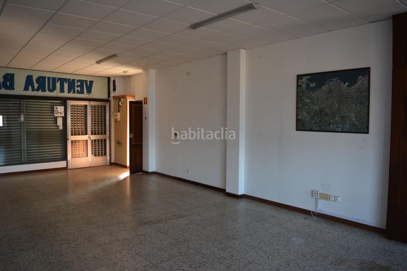 Foto bddf557f-1d0f-49e5-afa7-00cc8d37c7ab. Edifici a Redondela Foto bddf557f-1d0f-49e5-afa7-00cc8d37c7ab. Edifici a Redondela