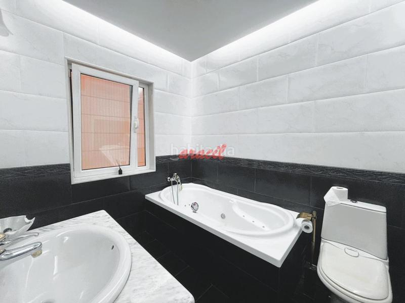 Foto 16c172f2-a357-4b2a-9f76-527cf5fb1eed. Chalet en Centro Ourense Foto 16c172f2-a357-4b2a-9f76-527cf5fb1eed. Chalet en Centro Ourense