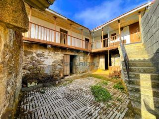 Country house in Cartelle Country house in Cartelle