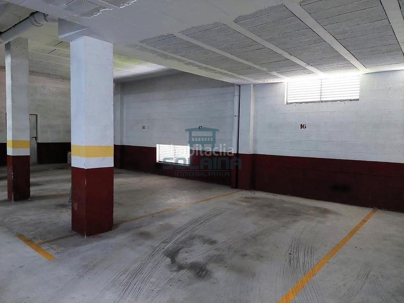 Foto 3bd7e08d-f9b3-43b4-9d2d-3b869adfd018. Parking coche en San Cibrao das Viñas Foto 3bd7e08d-f9b3-43b4-9d2d-3b869adfd018. Parking coche en San Cibrao das Viñas