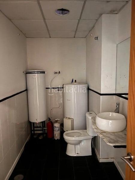 Foto 5416547d-0983-4829-bfb1-368b7feee301. Local comercial amb calefacció a Plaza España - Corte Inglés Vigo Foto 5416547d-0983-4829-bfb1-368b7feee301. Local comercial amb calefacció a Plaza España - Corte Inglés Vigo