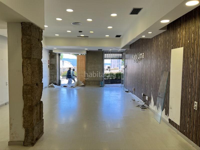 Foto 890fa82d-b23b-4de3-a4eb-351c74a0efc1. Local comercial amb calefacció a Plaza España - Corte Inglés Vigo Foto 890fa82d-b23b-4de3-a4eb-351c74a0efc1. Local comercial amb calefacció a Plaza España - Corte Inglés Vigo